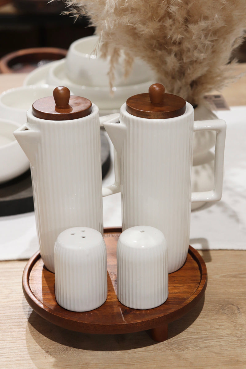 Acacia Ölflasche & Salzstreuer Set mit Stand