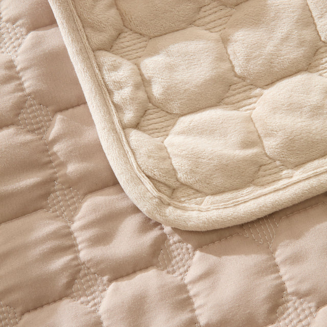 Karaca Alice Beige Tagesdecke Set 3 teilig 230x240cm