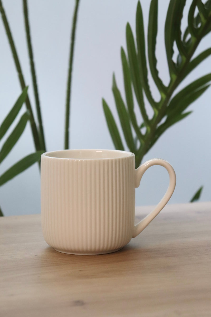 Linens Porzellan Tasse