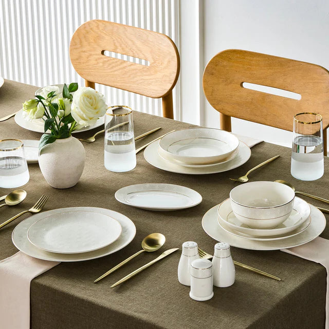 Karaca Elegance Bone Mandarin Gold 53 teiliges Tafelservice für 12 Personen