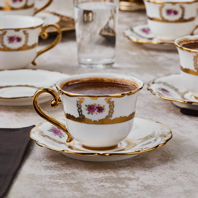 Karaca Royal Bone Elizabeth Mokkatassenset 12 teilig für 6 Personen