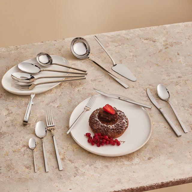Karaca Elegance Nil 91 teiliges Besteckset für 12 Personen inklusive Servierbesteck