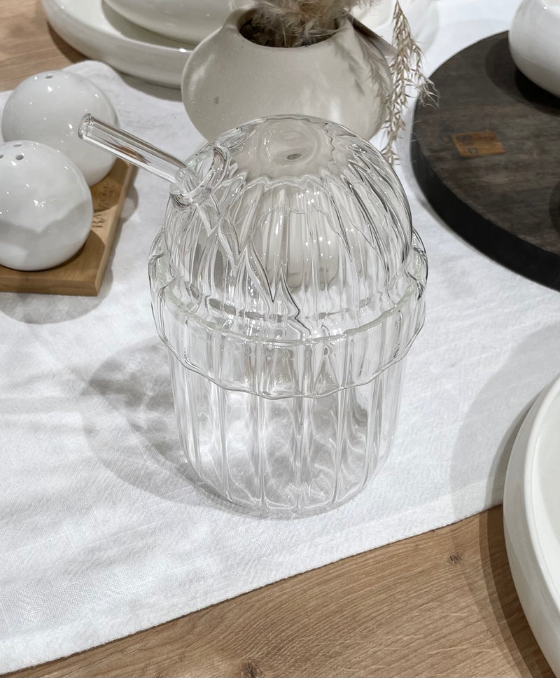 Dome Trinkglas mit Deckel und Glas Trinkhalm 570ml