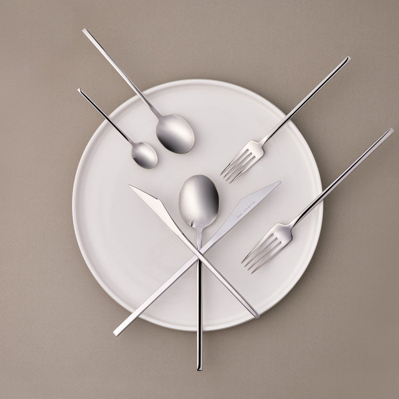 Karaca Look 316 Stahl 84 teiliges Premium Besteckset für 12 Personen