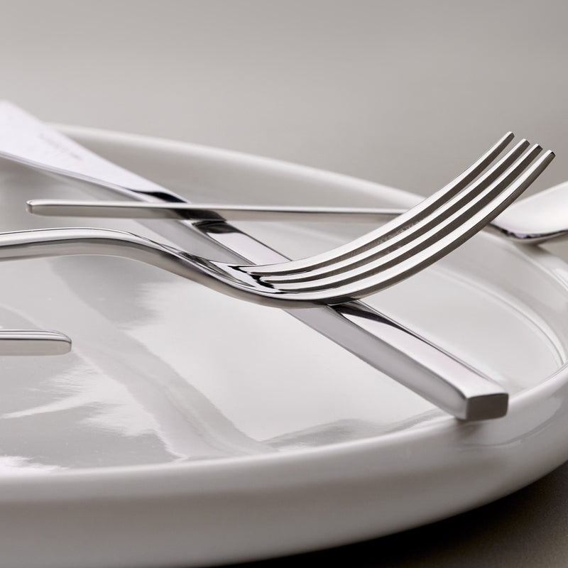 Karaca Look 316 Stahl 84 teiliges Premium Besteckset für 12 Personen