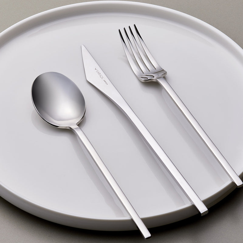 Karaca Look 316 Stahl 84 teiliges Premium Besteckset für 12 Personen